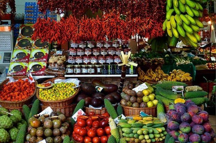 Apsilankymas vietiname turguje ir maisto gaminimo šou su pietumis